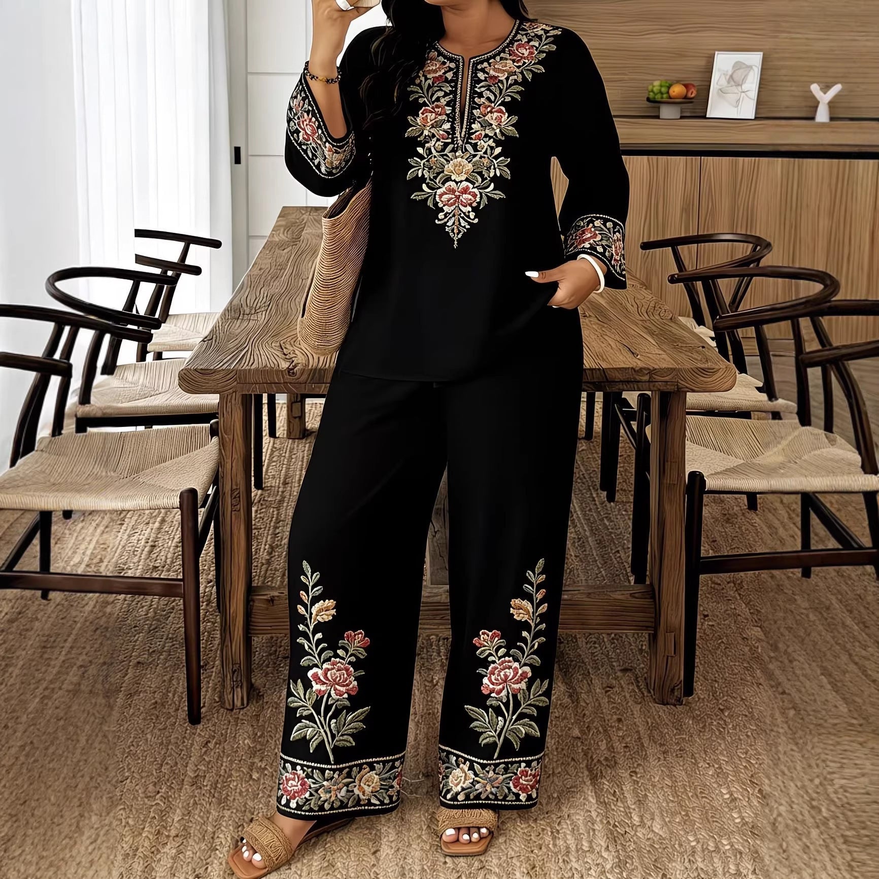 Women's 3D Floral Print Bohemian Two-Piece Set – Long Sleeve Top & Cropped Trousers