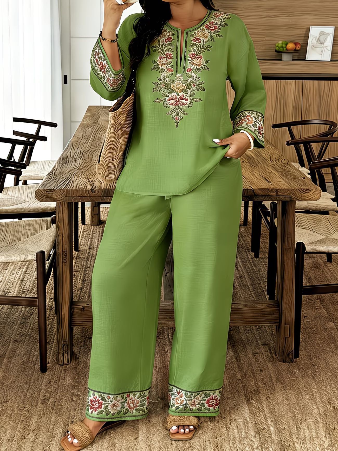 Women's 3D Floral Print Bohemian Two-Piece Set – Long Sleeve Top & Cropped Trousers