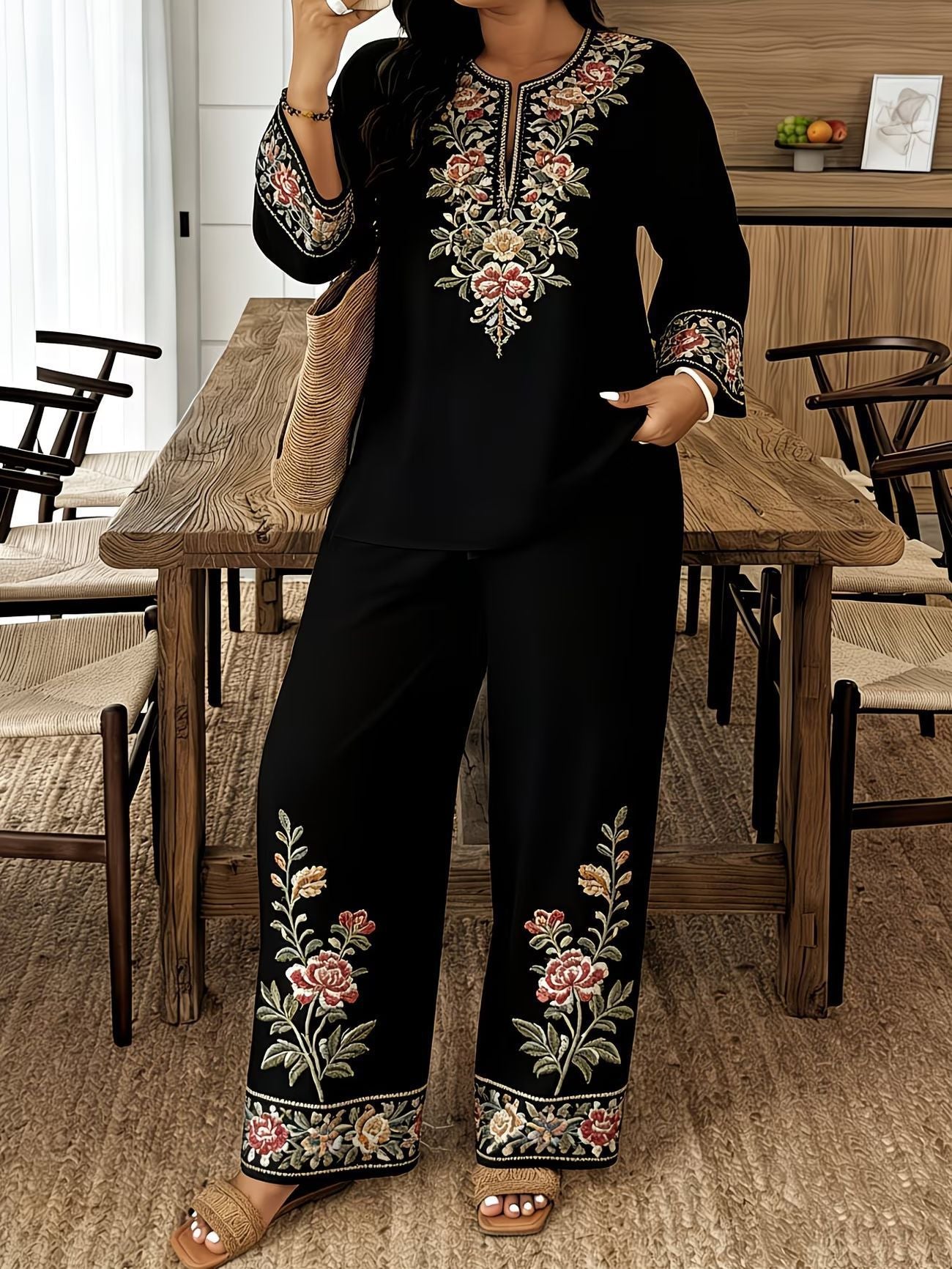 Women's 3D Floral Print Bohemian Two-Piece Set – Long Sleeve Top & Cropped Trousers