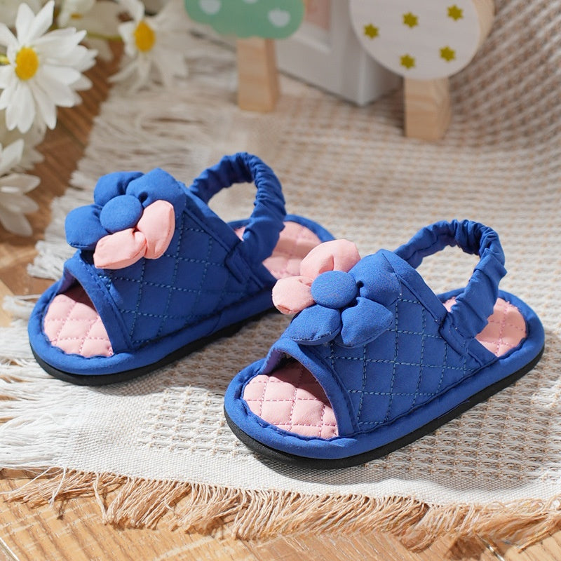 أحذية الأطفال الرضع والصغار 